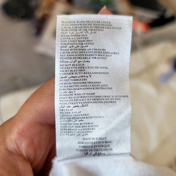 Zoe Karssen “You’ll Do” White Tshirt w/ Red Heart Design Size XSmall - Picture 8 of 10